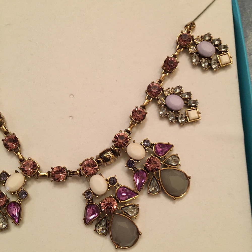 Statement necklace Angels lover will Love this - Picture 2 of 3